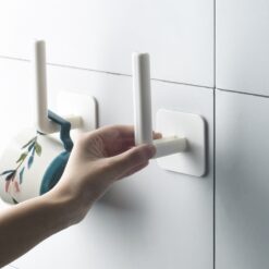 Móc Nhựa - Giá Treo Giấy Cuộn , Móc Gài Vung Nồi, Móc Treo Đồ Dính Tường Đa Năng, Tiện Dụng. TakyShop 4070 4 20210414 014140846 iOS