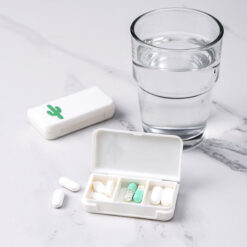 Hộp Đựng Thuốc Mini, Hộp Chia Thuốc 3 Ngăn Dùng Hàng Ngày, Tiện Dụng, An Toàn, Nhỏ Gọn - TakyShop 7122 6 Hop dung thuoc mini hang ngay 4