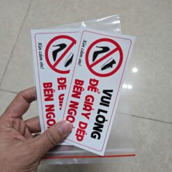 Tem Decal Nhựa Để Giầy Dép Bên Ngoài, Tem Dán Nhắc Nhở, Chú Ý Bỏ Giầy Dép Bên Ngoài Phòng Để Giữ Vệ Sinh - TakyShop 5003 10 VUI LONG DE GIAY DEP BEN NGOAI 6